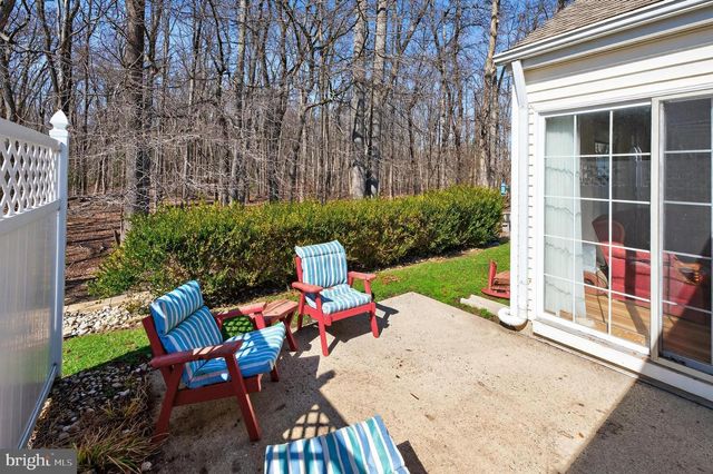 8 PEPPERGRASS DR N, Mount Laurel, NJ 08054