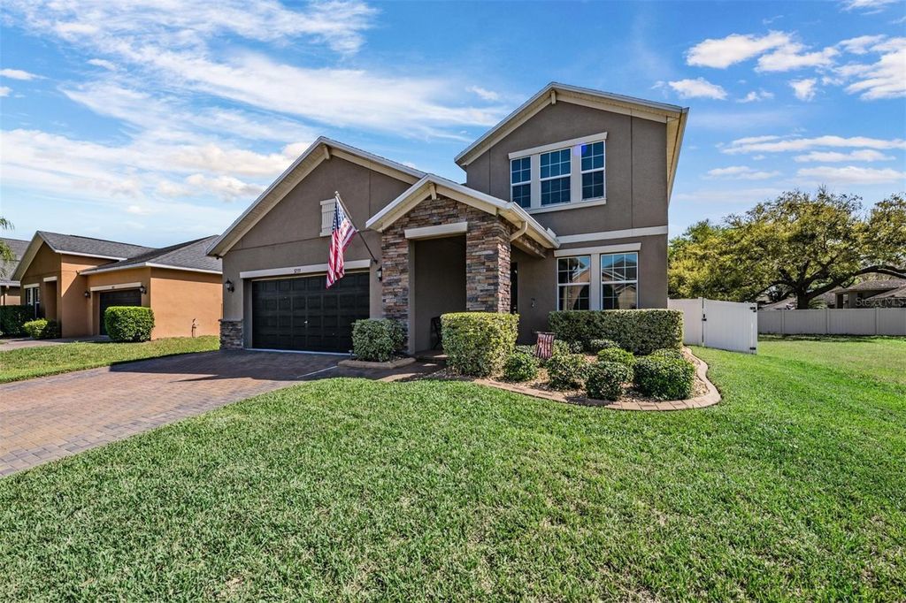 Image 2 of property listing at 3233 CALVANO DRIVE, Land O Lakes, FL 34639