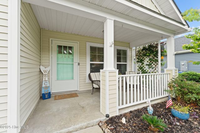 126 NW 14th Street, Oak Island, NC 28465