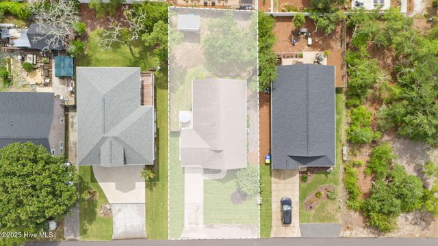 126 NW 14th Street, Oak Island, NC 28465