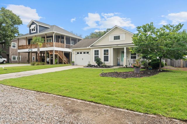 126 NW 14th Street, Oak Island, NC 28465