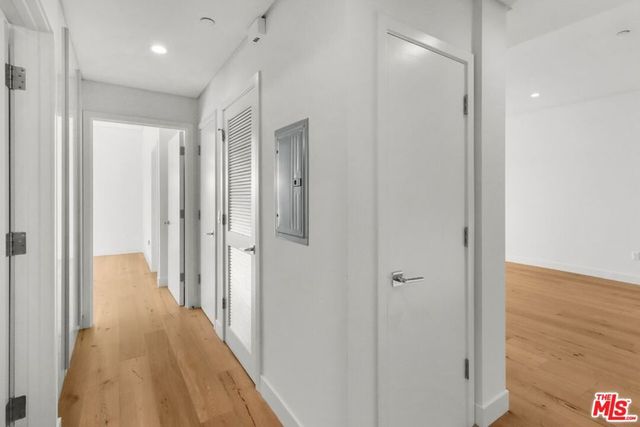 938 S ORANGE GROVE Avenue 302, Los Angeles, CA 90036