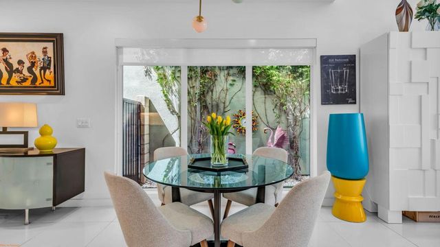 2732 Sunrise Sonata Lane, Palm Springs, CA 92262