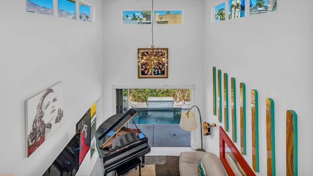 2732 Sunrise Sonata Lane, Palm Springs, CA 92262