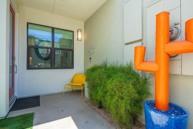 2732 Sunrise Sonata Lane, Palm Springs, CA 92262