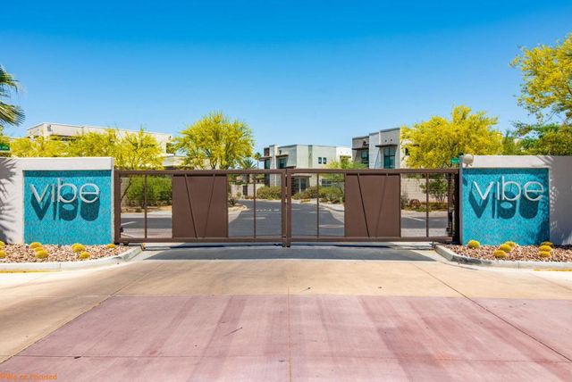 2732 Sunrise Sonata Lane, Palm Springs, CA 92262