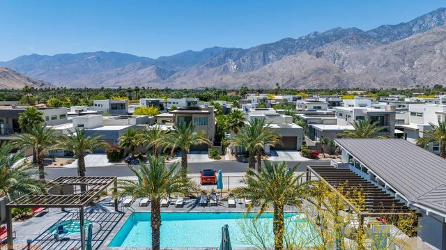 2732 Sunrise Sonata Lane, Palm Springs, CA 92262