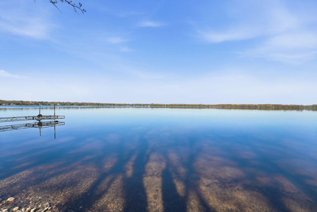 7014 107th Avenue, Clear Lake, MN 55319