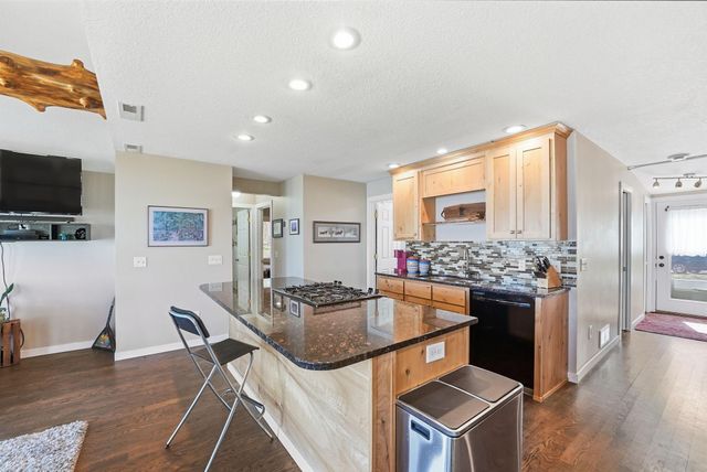 7014 107th Avenue, Clear Lake, MN 55319