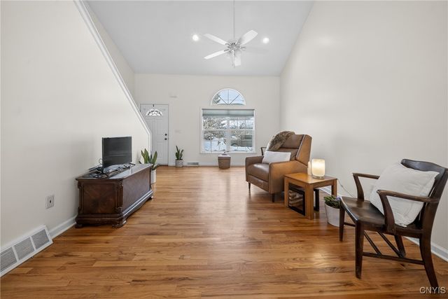 102 Otis Street, Salina, NY 13088