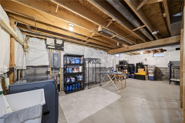 102 Otis Street, Salina, NY 13088