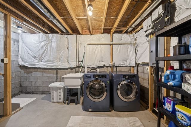 102 Otis Street, Salina, NY 13088