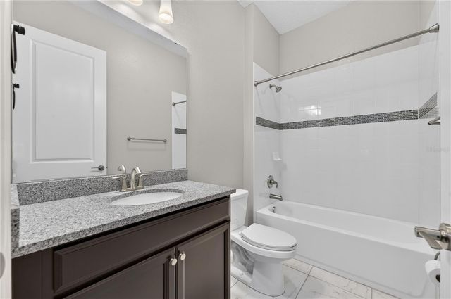 8437 MARTINSON STREET, Orlando, FL 32827