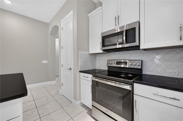 8437 MARTINSON STREET, Orlando, FL 32827