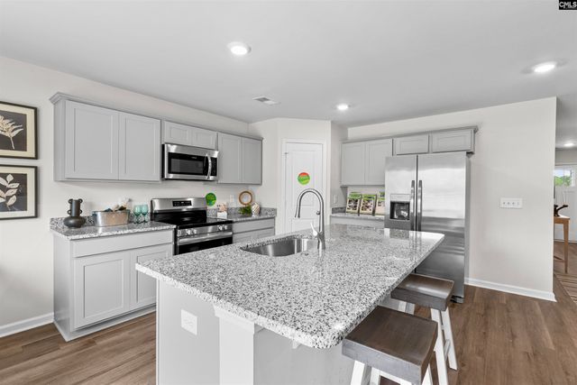 900 Cedar Cave Drive, Hopkins, SC 29061
