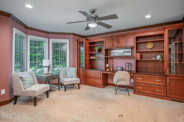 26245 Seminary Road, Perrysburg, OH 43551
