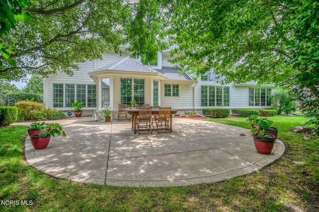 26245 Seminary Road, Perrysburg, OH 43551
