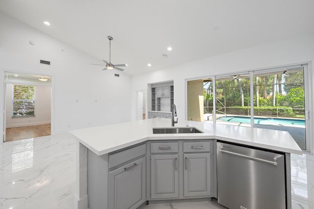 13475 William Myers Court, Palm Beach Gardens, FL 33410