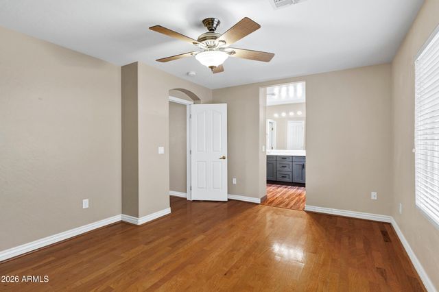 315 W MOUNTAIN SAGE Drive, Phoenix, AZ 85045