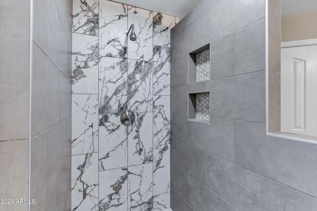 315 W MOUNTAIN SAGE Drive, Phoenix, AZ 85045