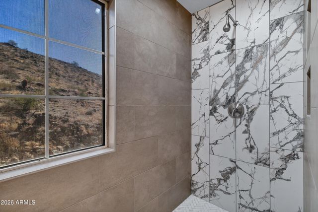 315 W MOUNTAIN SAGE Drive, Phoenix, AZ 85045