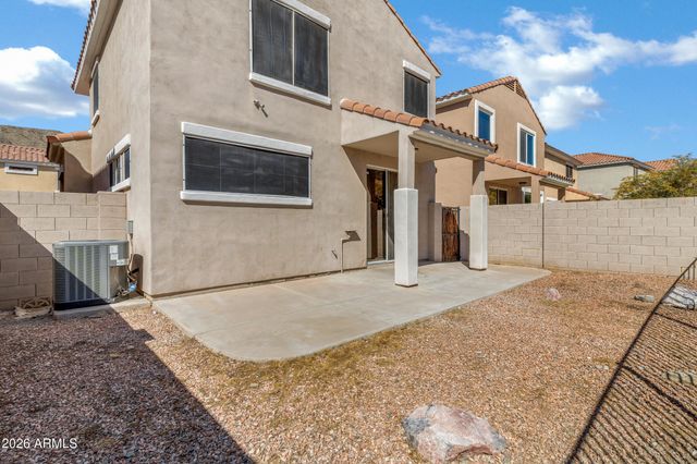 315 W MOUNTAIN SAGE Drive, Phoenix, AZ 85045