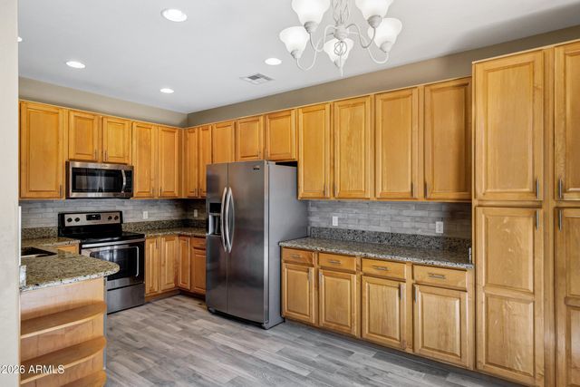 315 W MOUNTAIN SAGE Drive, Phoenix, AZ 85045