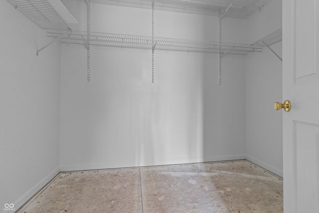 6365 W Oxford Lane, Mccordsville, IN 46055