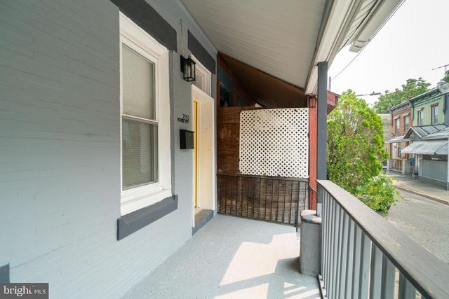 2539 N NEWKIRK ST, Philadelphia, PA 19132