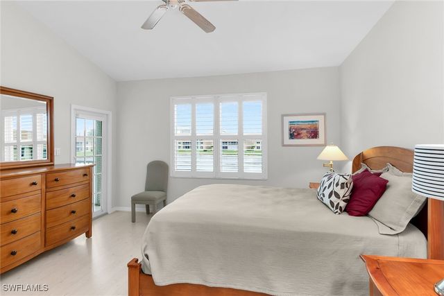 590 Club Marco CIR 9-202, Marco Island, FL 34145