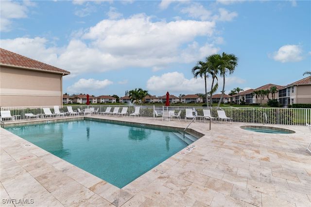 590 Club Marco CIR 9-202, Marco Island, FL 34145