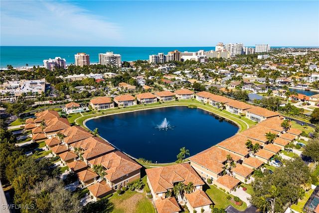 590 Club Marco CIR 9-202, Marco Island, FL 34145