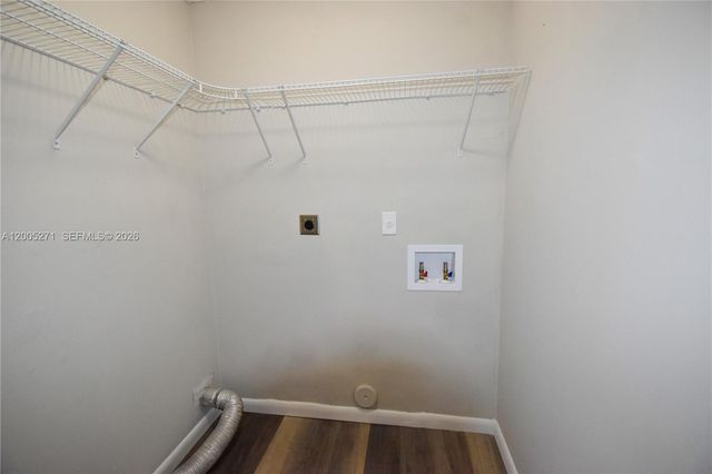 9955 N Belfort Cir 112, Tamarac, FL 33321