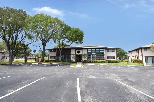 9955 N Belfort Cir 112, Tamarac, FL 33321