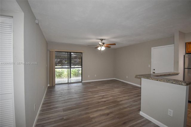 9955 N Belfort Cir 112, Tamarac, FL 33321