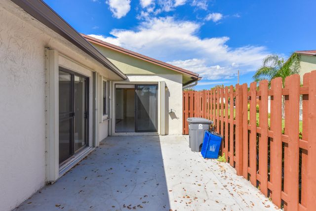 3812 Coco Loba Lane, Boynton Beach, FL 33436