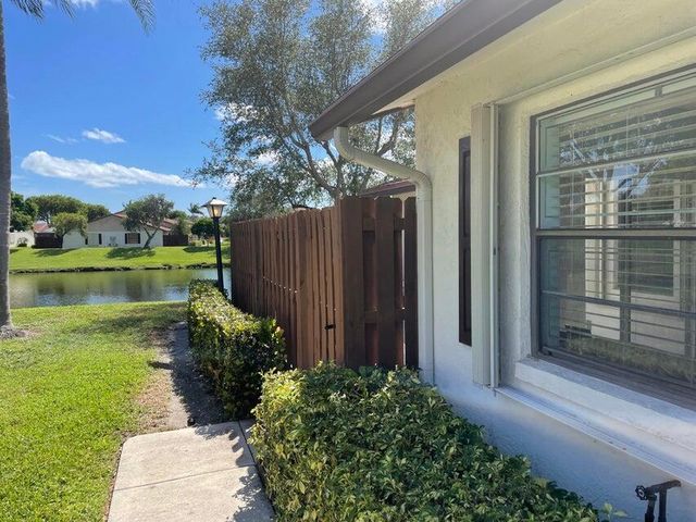 3812 Coco Loba Lane, Boynton Beach, FL 33436