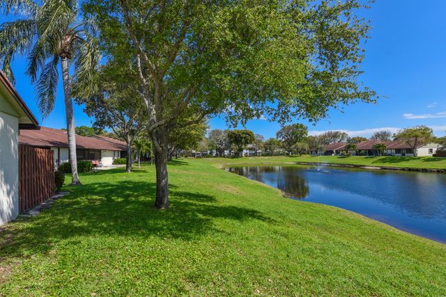 3812 Coco Loba Lane, Boynton Beach, FL 33436