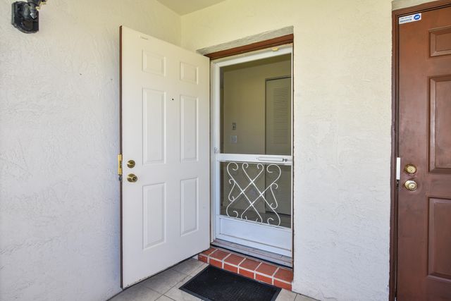 3812 Coco Loba Lane, Boynton Beach, FL 33436