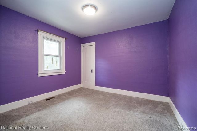 216 Rhode Island Avenue, Royal Oak, MI 48067