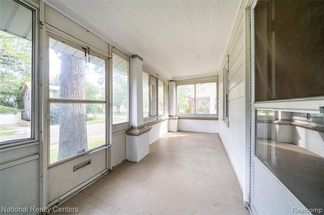 216 Rhode Island Avenue, Royal Oak, MI 48067