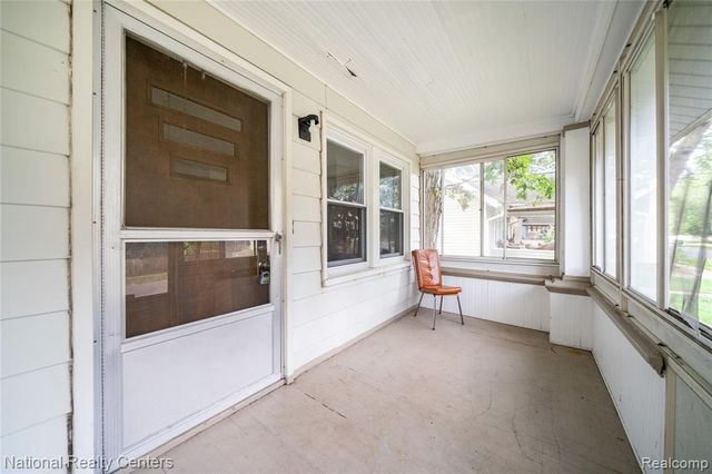 216 Rhode Island Avenue, Royal Oak, MI 48067