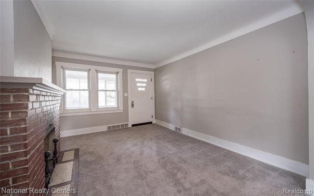 216 Rhode Island Avenue, Royal Oak, MI 48067