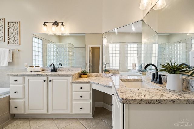 6640 Palmer Place, Miami Twp, OH 45140