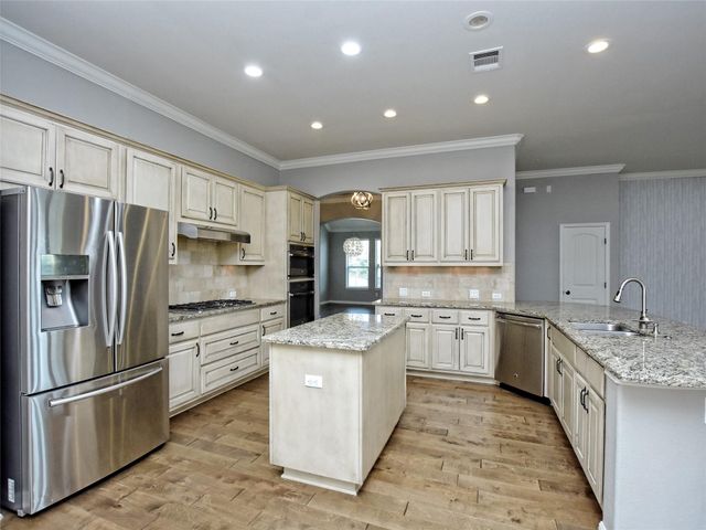 2508 Hilltop Divide LN, Leander, TX 78641