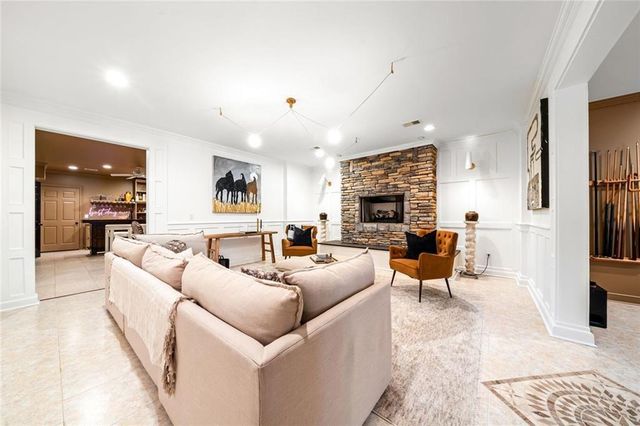 8365 Hurakan Creek Crossing, Cumming, GA 30028