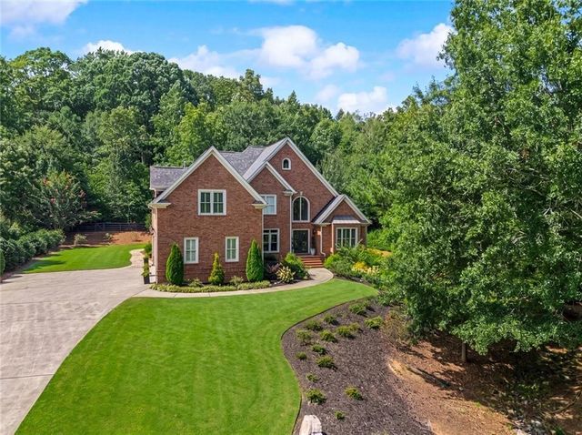 8365 Hurakan Creek Crossing, Cumming, GA 30028