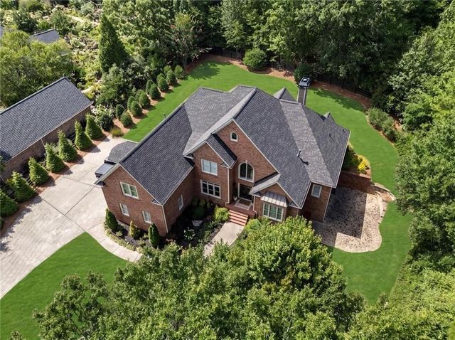8365 Hurakan Creek Crossing, Cumming, GA 30028
