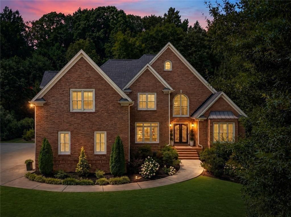 8365 Hurakan Creek Crossing, Cumming, GA 30028