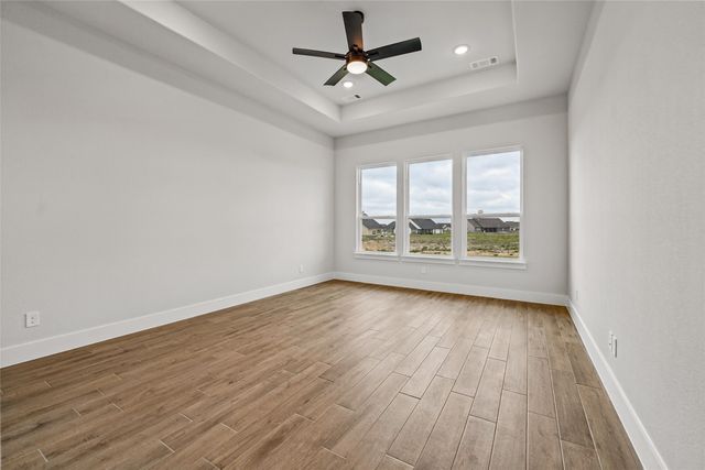12413 Hornfels Drive, Krum, TX 76249